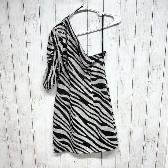 Guess Dress Women Sz Small Black White Zebra Print Full Sequin One Shoulder Mini - Picture 1 of 6